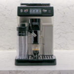 Machine à café à grain Delonghi Eletta Explore (c) Labo Maison