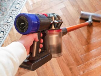 Dyson, Dreame, Rowenta… voici les meilleurs aspirateurs balais de 2026