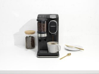 Cuisinart Machine à café filtre avec broyeur One Cup Grind & Brew