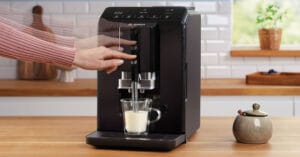 Buse vapeur de la cafetière expresso avec broyeur Bosch VeroCafe Serie 2 TIE20119.