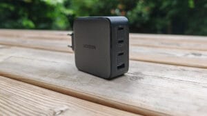 Chargeur Ugreen 100w Nexode GaN. (c) LaboMaison