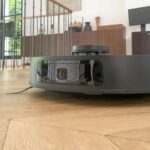 Le robot aspirateur laveur Ecovacs Deebot T30S. (c) Labo Maison