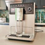 Test de la machine expresso avec broyeur Melitta Latte Select. (c) Labo Maison