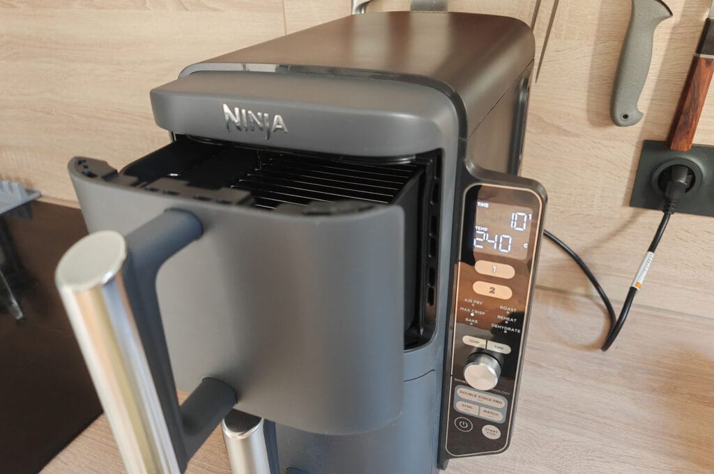 Fonctionnalités synchronisation, Match et Double Stack Pro accessibles sur le panneau de commande. (c) Labo Maison