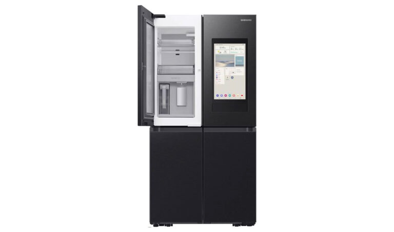 Réfrigérateur multiportes Samsung RF65DG9H0 Family Hub.
