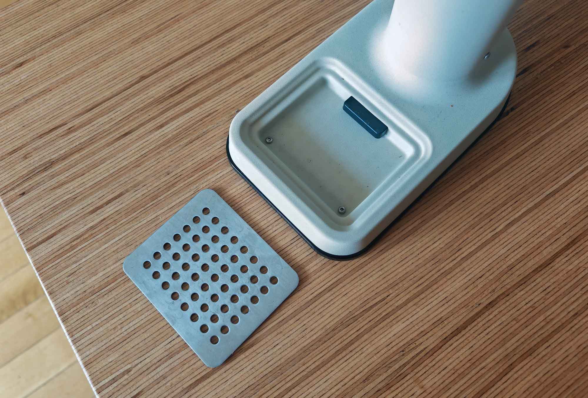 Bac de récupération d’eau à la base de la Carbonator 3