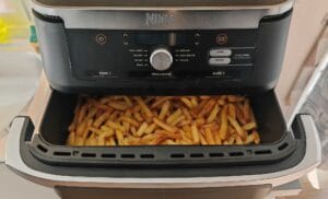 Test Ninja Foodi Flex 10,4 L AF500EU cuisson frites. (c) Labo Maison