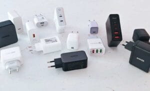 Les meilleurs chargeurs USB de 2025 : lequel choisir pour une recharge ultra-rapide ?