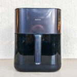 La face avant du Dreame Mova AeroChef FD10 Pro arbore un élégant revêtement imitation métal brossé foncé. (c) Labo Maison