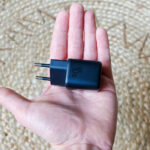 Compact et léger, 5,3 x 3,2 x 3,2 cm pour 90 g, idéal pour les déplacements. (c) Labo Maison