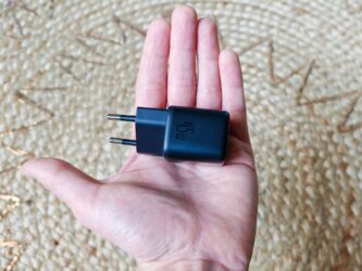 Voici le chargeur USB-C indispensable pour voyager léger en 2026