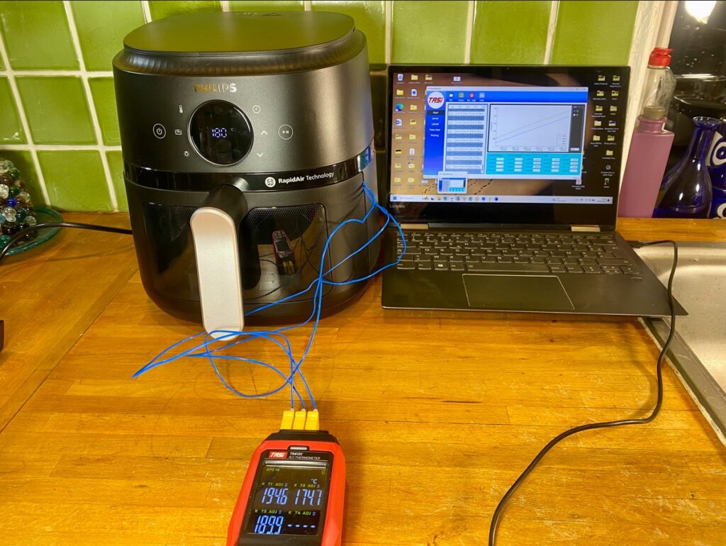 Philips Air Fryer NA221/00. Performance de cuisson (c) Labo Maison