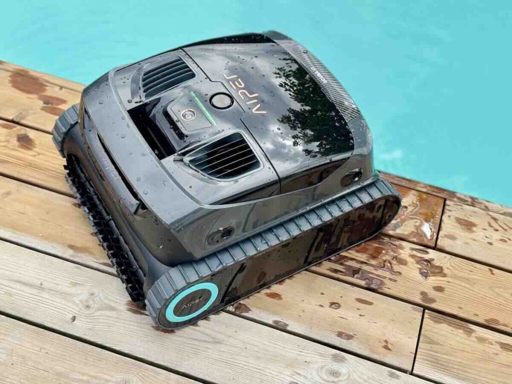 Le robot piscine Aiper Scuba X1 © Labo Maison