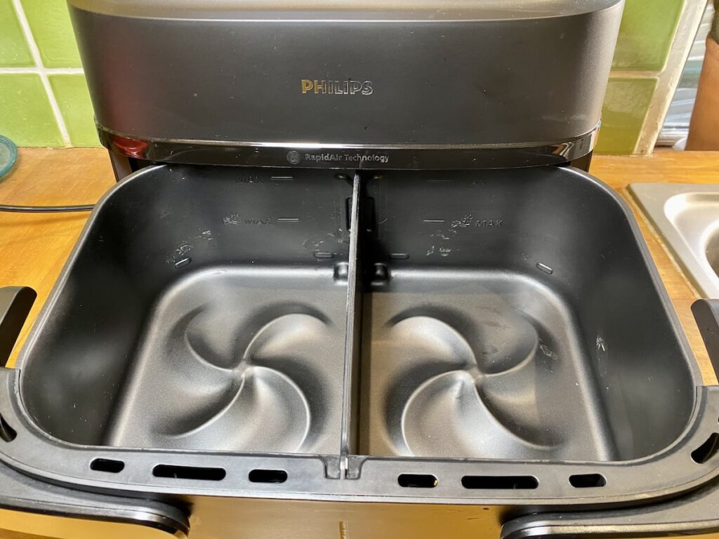 Philips Série 1000 NA154/00 avec la séparation dans la cuve © Labo Maison