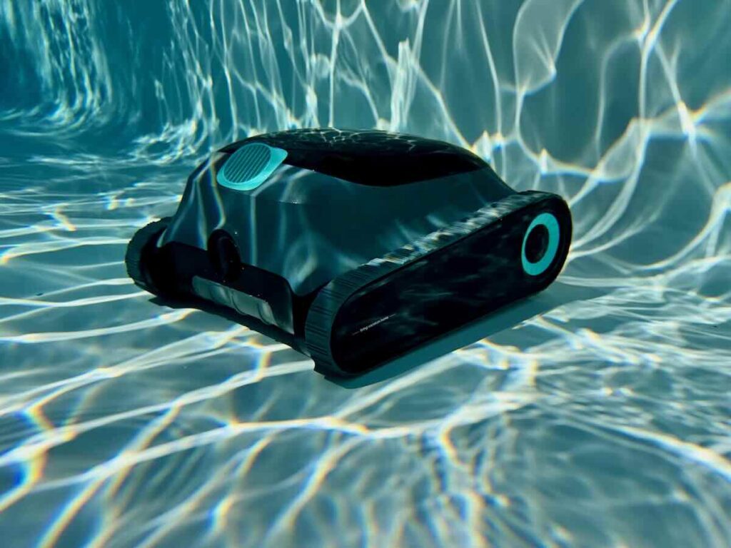 Le robot Scuba S1 sous l'eau © Labo Maison