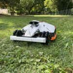 Le robot tondeuse Luba 2 AWD X tond efficacement même sur de l’herbe dense ou haute
