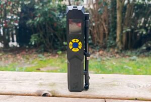 Test du Michelin 009528 Mini Compresseur sans Fil. (c) Labo Maison