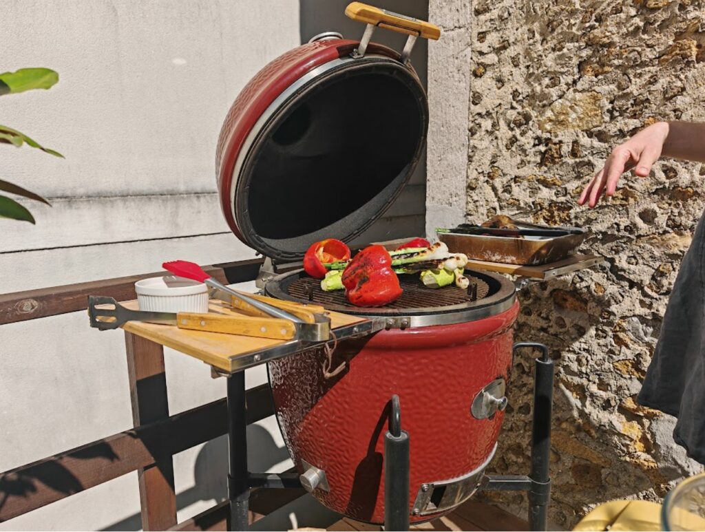 Barbecue kamado (c) Labo Maison