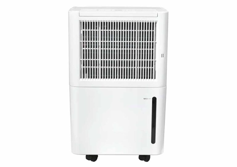 Avec 245 W, il extrait jusqu’à 10 L/jour et propose deux modes : déshumidification et séchage linge.