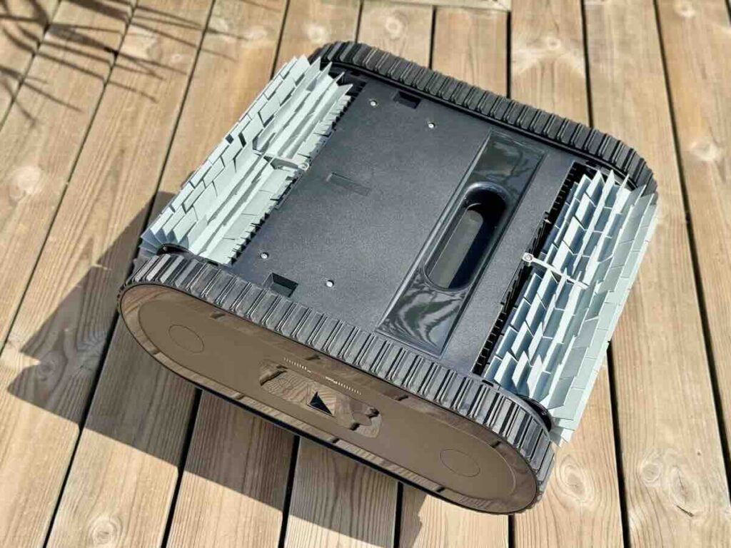 Le robot piscine Dreame Z1 Pro (c) Labo Maison
