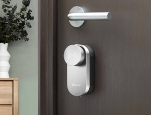 EZVIZ DL01 Pro Kit, une serrure connectée pour sécuriser et gérer les accès