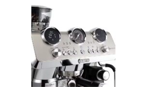 Le tableau de bord de la Delonghi Specialista Maestro Cold Brew