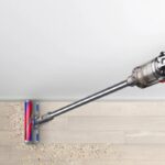 L'aspirateur balai Dyson V12 Origin à 399 € pour les French Days.