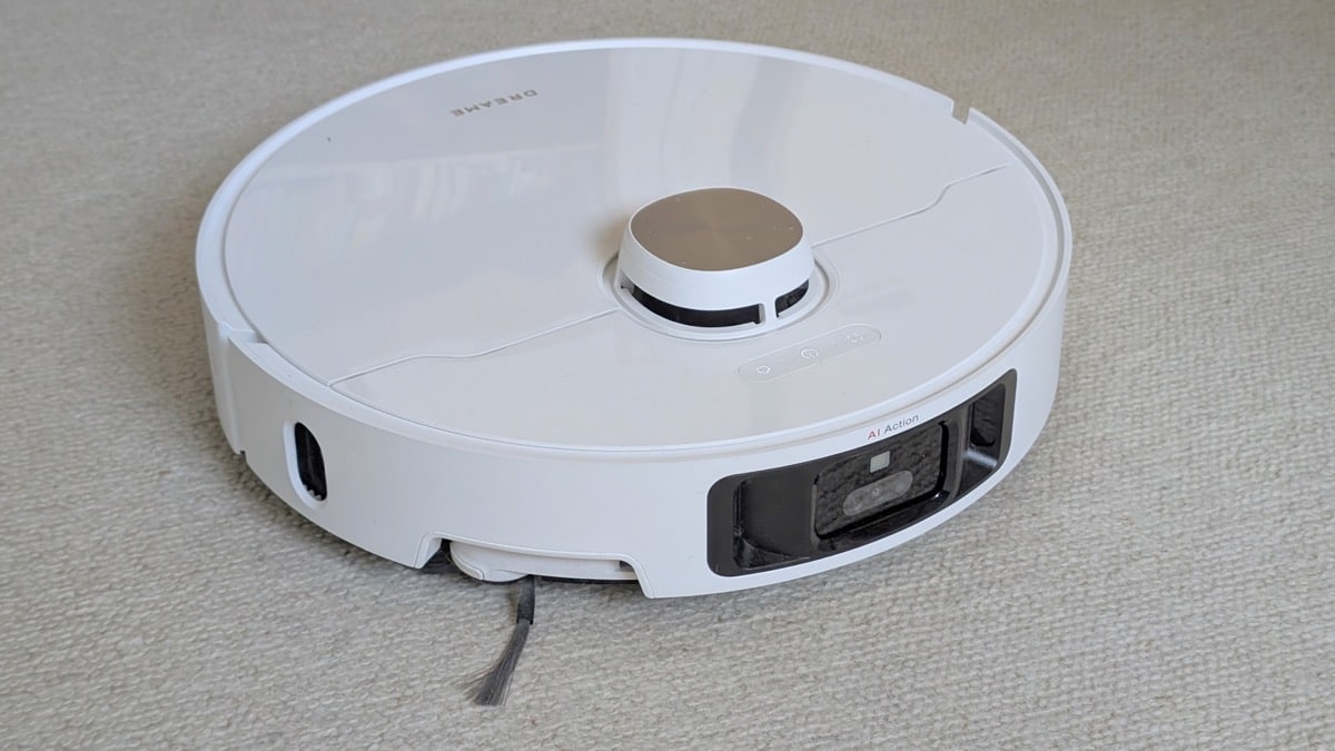 Le robot aspirateur Dreame L40s Pro Ultra dispose d’un télémètre laser et d’une caméra RGB pour cartographier l’environnement avec précision.