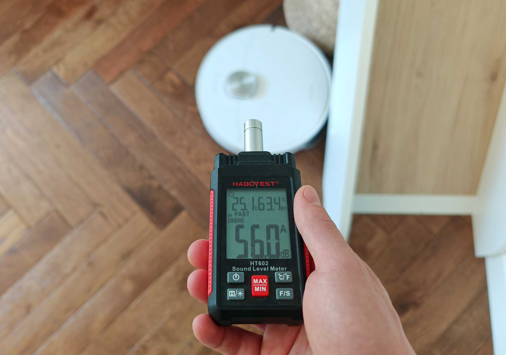 Mesure du niveau sonore du Dreame L40 Ultra AE pendant l’aspiration