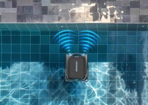 Illustration du robot Aiper Surfer S1 utilisant des capteurs à ultrasons pour détecter les bords de la piscine.