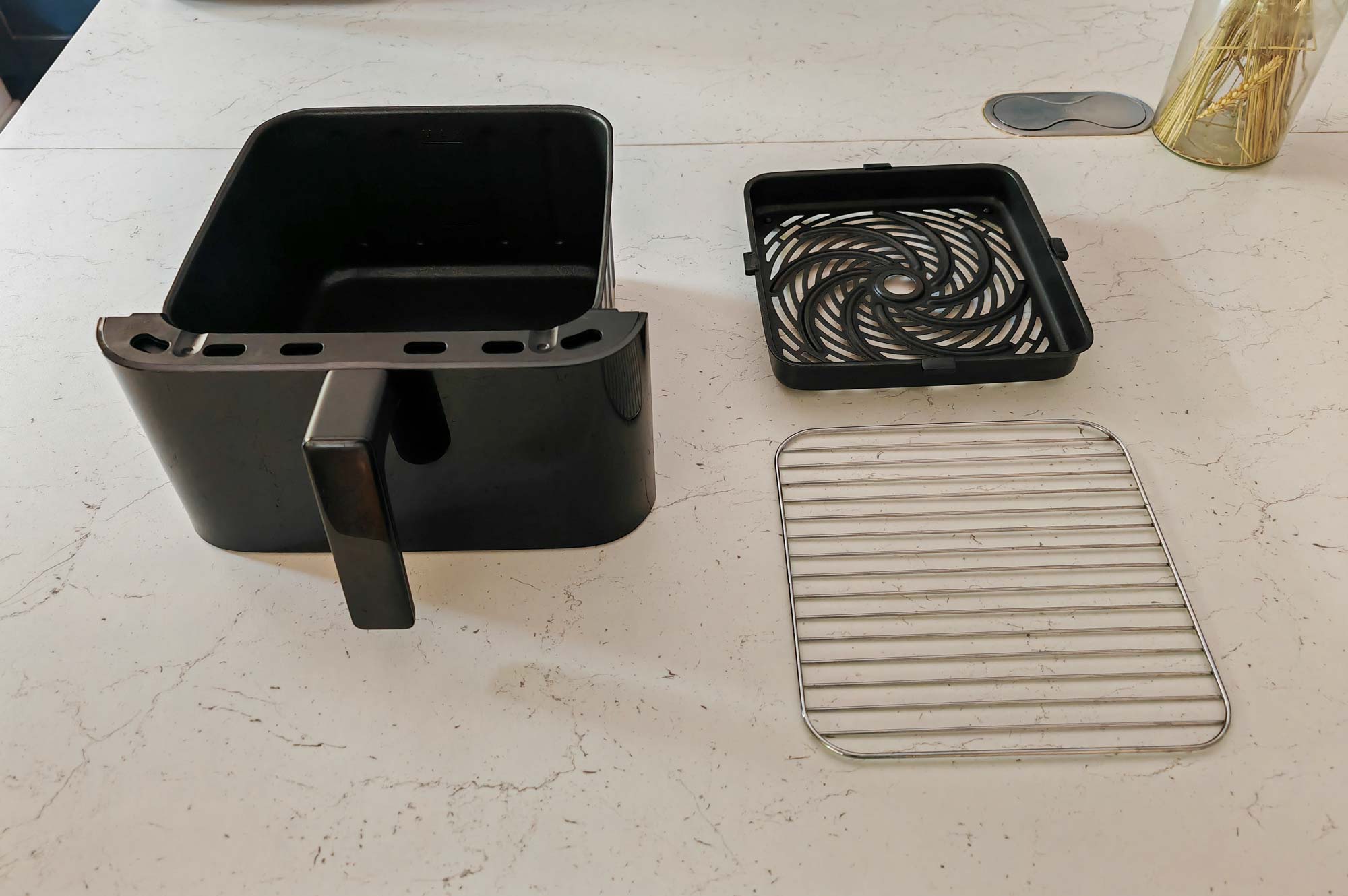 Panier de cuisson du Xiaomi Smart Air Fryer 6.5L avec grille perforée et grille inox