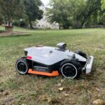 Nous testons le Mammotion Luba 2 AWD X, un robot tondeuse infatigable pour très grands terrains