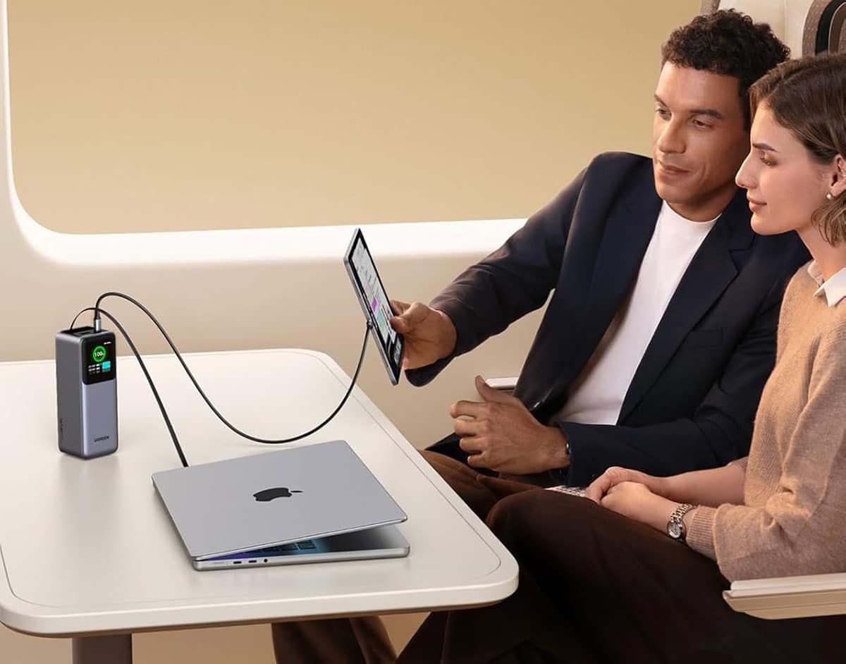 Batterie externe délivrant jusqu’à 165W sur trois ports