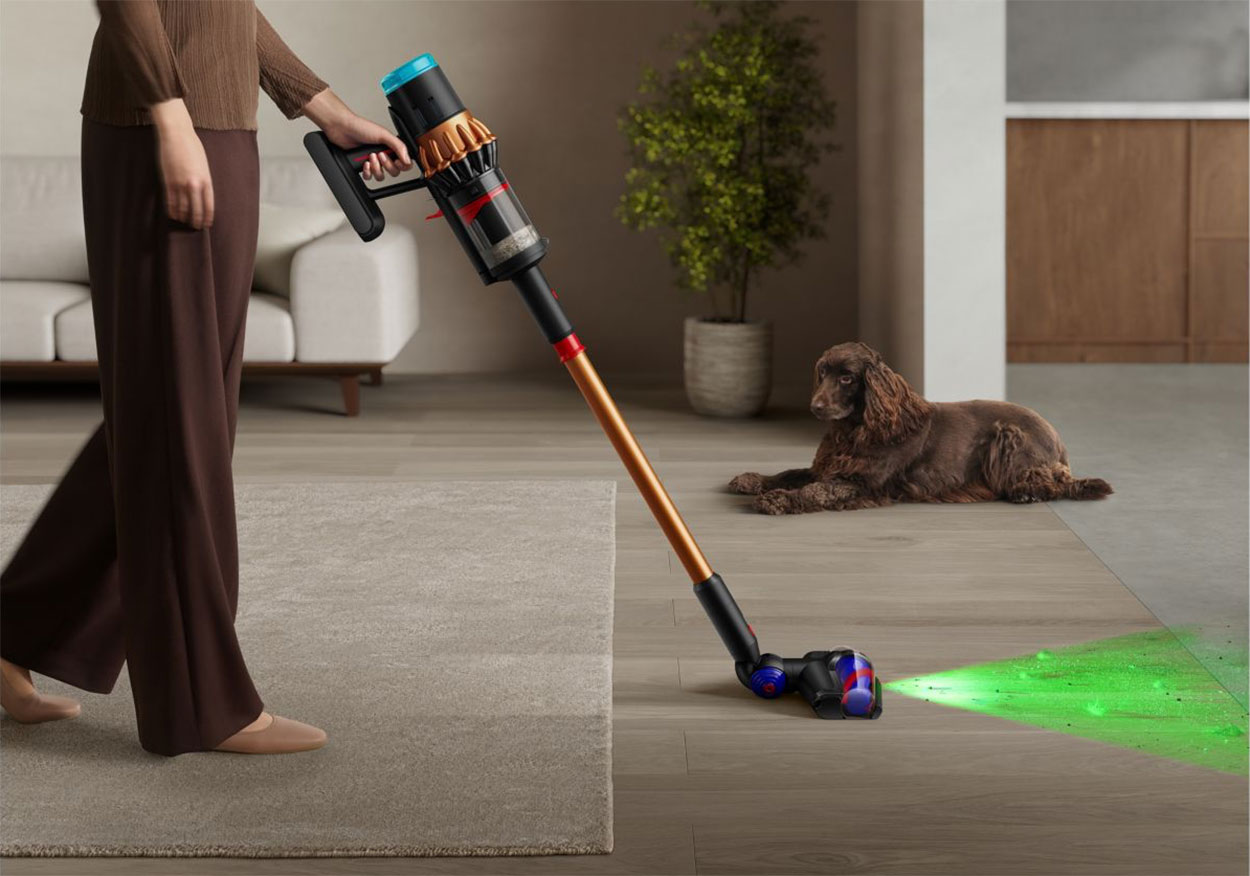Dyson V16 Piston Animal aspirant le sol avec brosse conique et LED verte