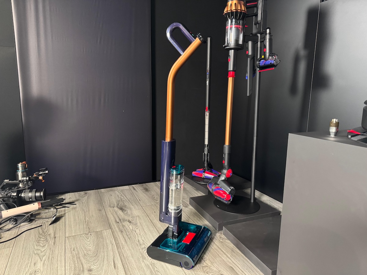 L'aspirateur laveur Dyson Clean+Wash Hygiene © Labo Maison