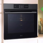 Four encastrable LG WS9D7673CB avec cuisson vapeur et porte InstaView en promo à 899 €