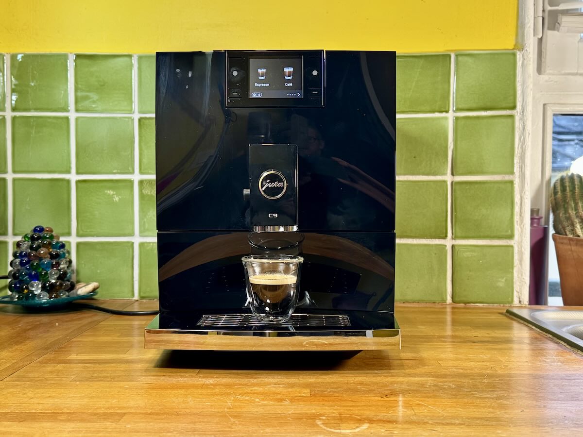 Machine à café à grain Jura C9 © Labo Maison