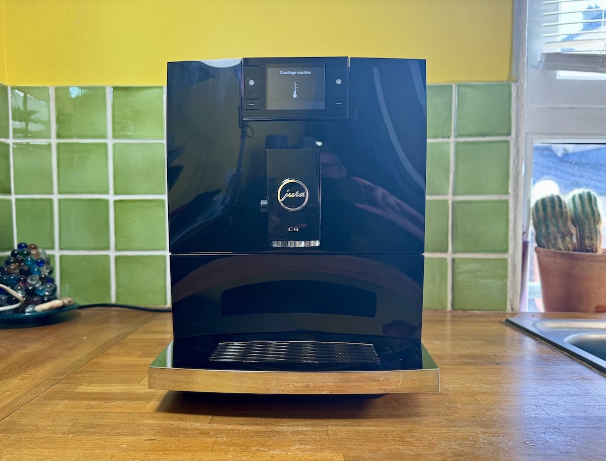 Machine à café automatique Jura C9 © Labo Maison