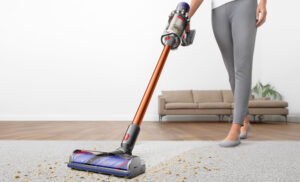 Aspirateur balai Dyson Cyclone V10 Absolute en promotion à 379 €