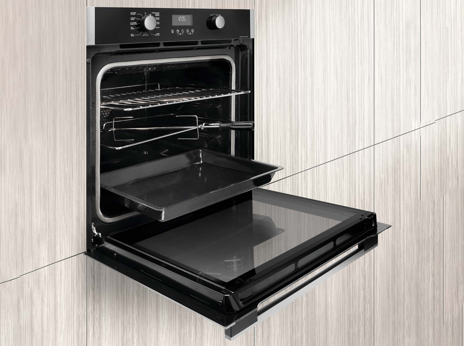 Four encastrable Sauter SFP932X.