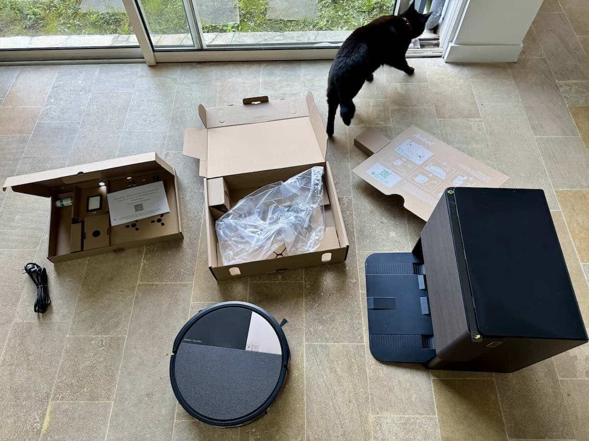 Déballage du iRobot Roomba Max 705 Combo © Labo Maison