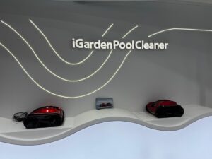 Les robots de piscine iGarden à l'IFA 2025 © Labo Maison