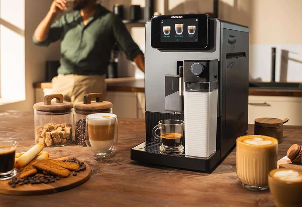 Aperçu des 12 recettes automatiques de la Cecotec Cremmaet Latte Touch