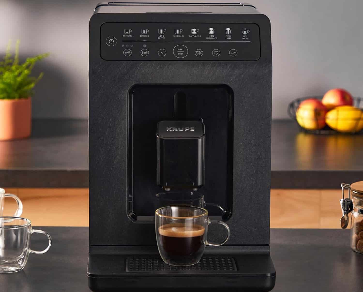 Machine Krups Evidence Eco-Design fabriquée en plastique recyclé, illustrant sa conception écoresponsable.