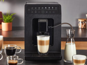Interface des recettes de la Krups Evidence Eco-Design avec les 8 boissons café et latte disponibles.