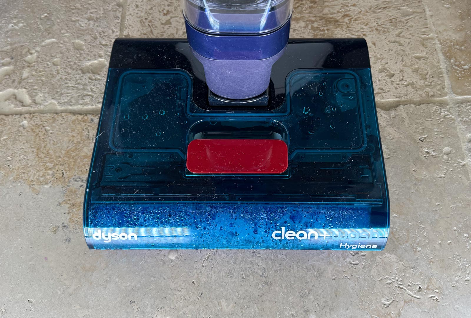 Brosse de lavage du Dyson Clean+Wash Hygiene lors du test d’autonomie mesuré à près de 68 minutes