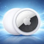AirTag Apple 2026 mis en avant sur fond graphique, nouvelle génération du traqueur Bluetooth avec portée étendue