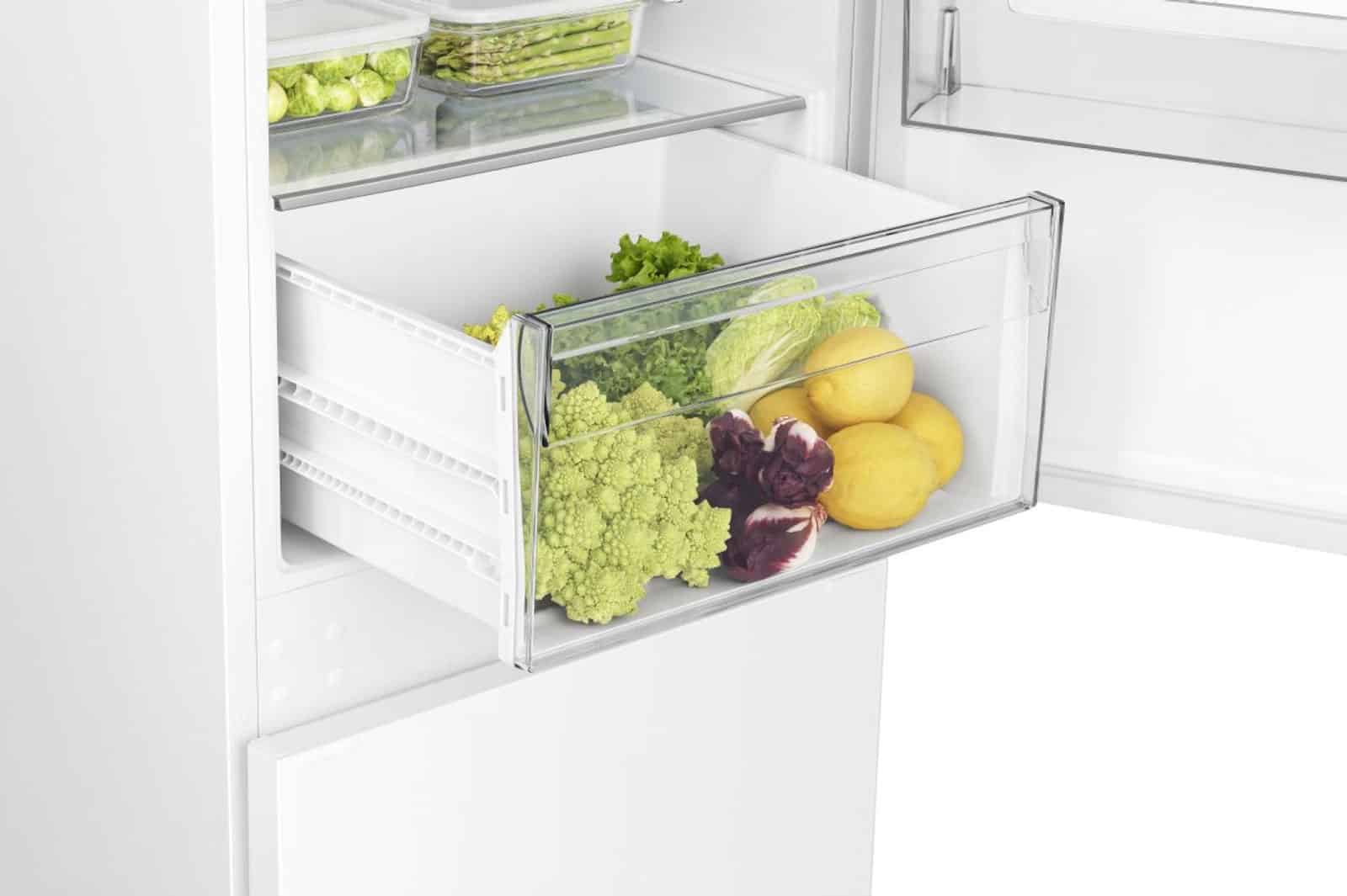 Bac à légumes du réfrigérateur congélateur Hisense RB3B250NEWE1 pour la conservation des fruits et légumes
