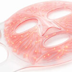 Masque LED flexible de L’Oréal présenté au CES 2026, inspiré des masques en tissu et conçu pour cibler les rides avec lumière rouge et proche infrarouge