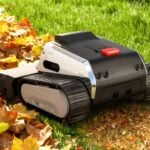 Lymow One Plus cartographiant le jardin avec son GPS RTK et sa vision par IA pour éviter les obstacles en toute sécurité